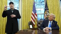 Elon Musk hat gut lachen: Dank der harten Zoll-Politik von US-Präsident Donald Trump soll bei dem SpaceX-Chef ordentlich die Kasse klingeln.