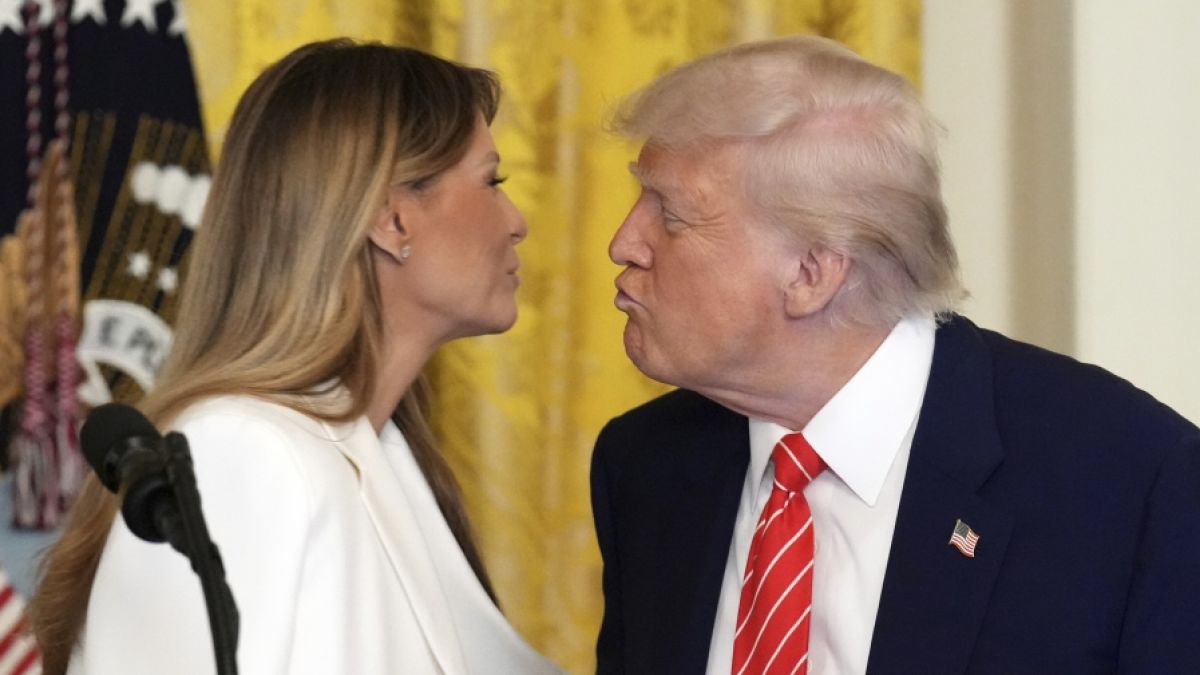 So zugewandt erlebt man die Trumps wirklich selten. (Foto)