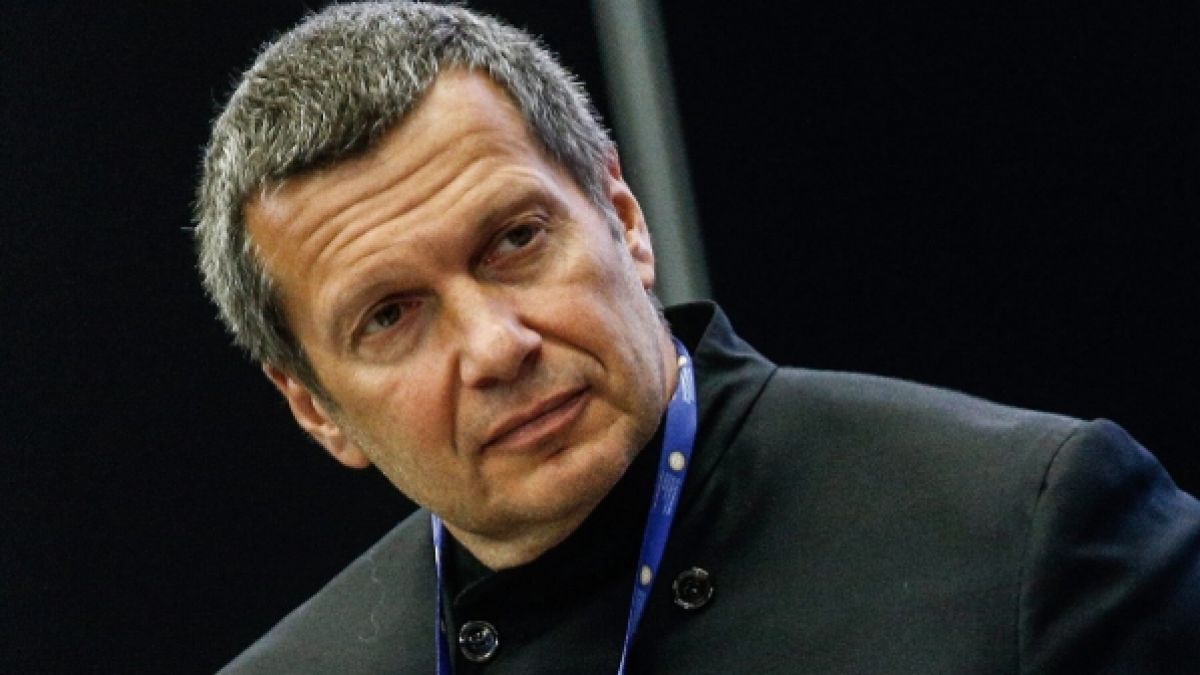 Wladimir Putins Propagandist Wladimir Solowjow hetzt gegen "Nazi-Europa" und droht mit Krieg. Wladimir Putins Propagandist Wladimir Solowjow hetzt gegen "Nazi-Europa" und droht mit Krieg. (Foto)