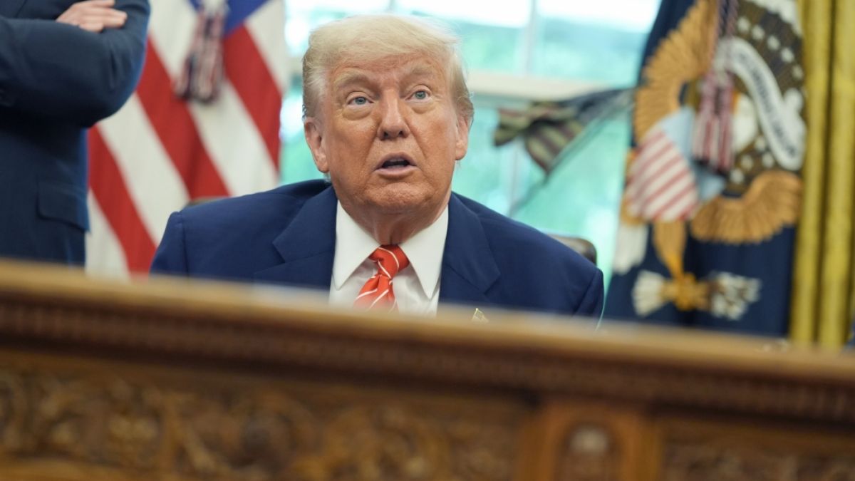 Fehler einzugestehen gehört nicht zu Donald Trumps Lieblingsbeschäftigung - nun musste der US-Präsident allerdings doch zähneknirschend ein Missverständnis einräumen. Fehler einzugestehen gehört nicht zu Donald Trumps Lieblingsbeschäftigung - nun musste der US-Präsident allerdings doch zähneknirschend ein Missverständnis einräumen. (Foto)