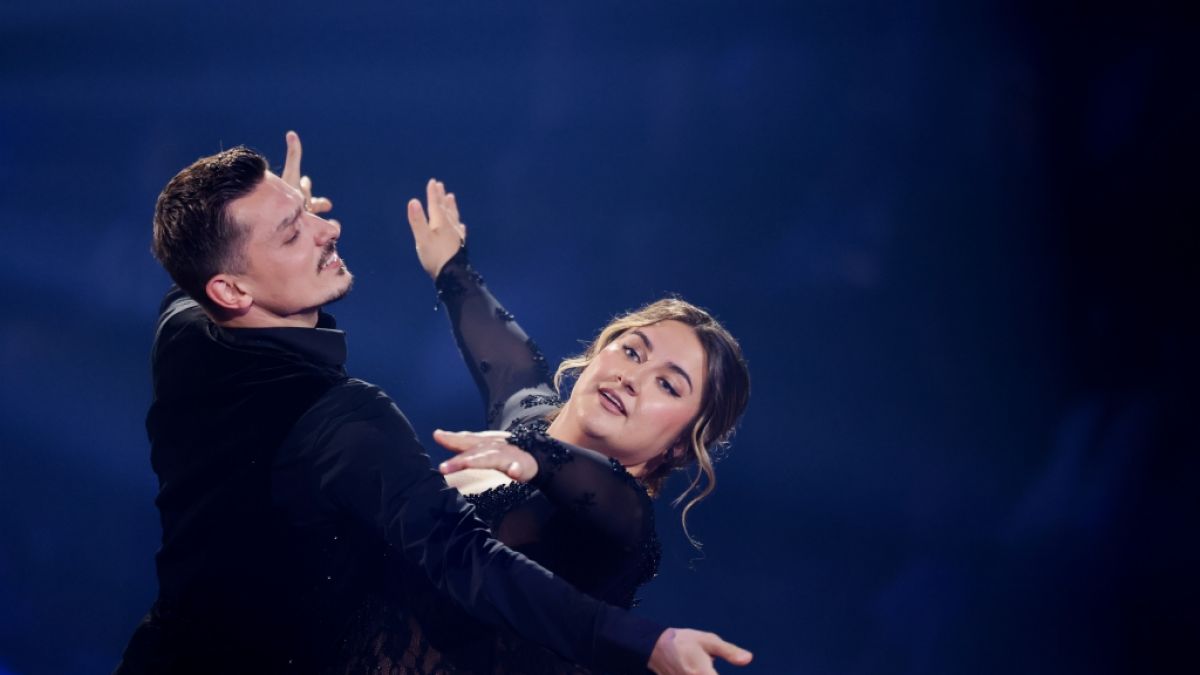 Selfiesandra und ihr Tanzpartner Zsolt Sándor Cseke. Selfiesandra und ihr Tanzpartner Zsolt Sándor Cseke. (Foto)