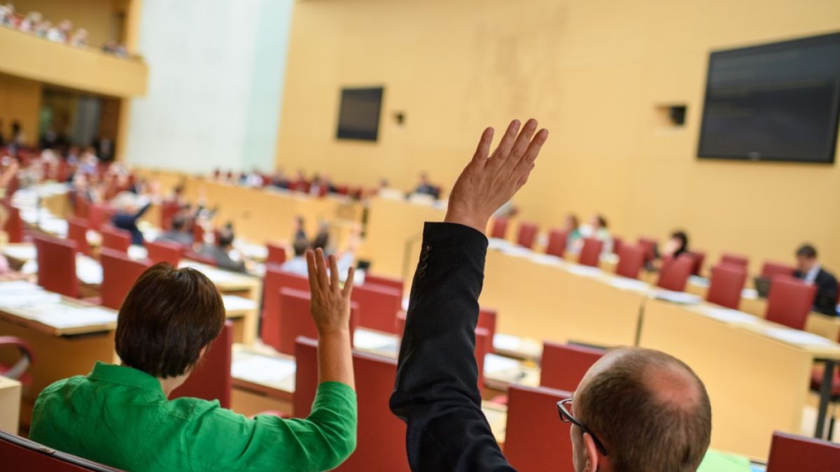 Im Bayerischen Landtag wurde namentlich abgestimmt (Symbolbild). (Foto)