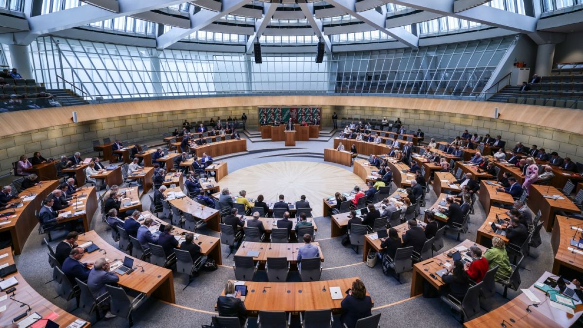 Im Landtag von Nordrhein-Westfalen wurde namentlich abgestimmt (Symbolbild). (Foto)