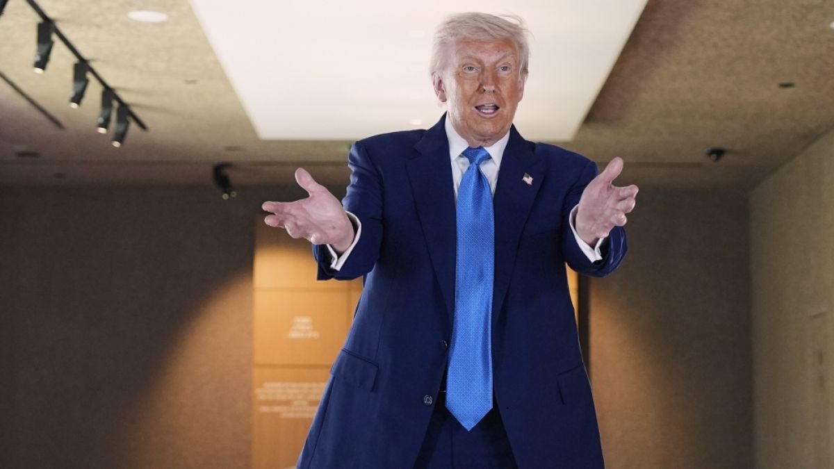 Die zweite Amtszeit unter Donald Trump sorgt bei vielen US-Bürger:innen für Besorgnis. Sie verlassen Amerika und ziehen Richtung Europa. Die zweite Amtszeit unter Donald Trump sorgt bei vielen US-Bürger:innen für Besorgnis. Sie verlassen Amerika und ziehen Richtung Europa. (Foto)