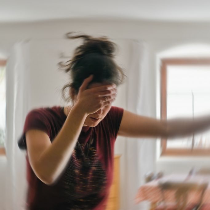 Dauerhaft müde? Ein Mini-Schlaganfall könnte die Ursache sein