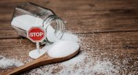 Zu viel Zucker schadet dem Körper langfristig - wer wissen will, ob er bereits zu viel konsumiert, kann auf diese acht Anzeichen achten.