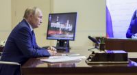 Wladimir Putin sieht wirtschaftlich schwierigen Zeit entgegen.