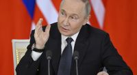 Um Wladimir Putins funkelndes Uhren-Schmuckstück gibt es jetzt Wirbel.