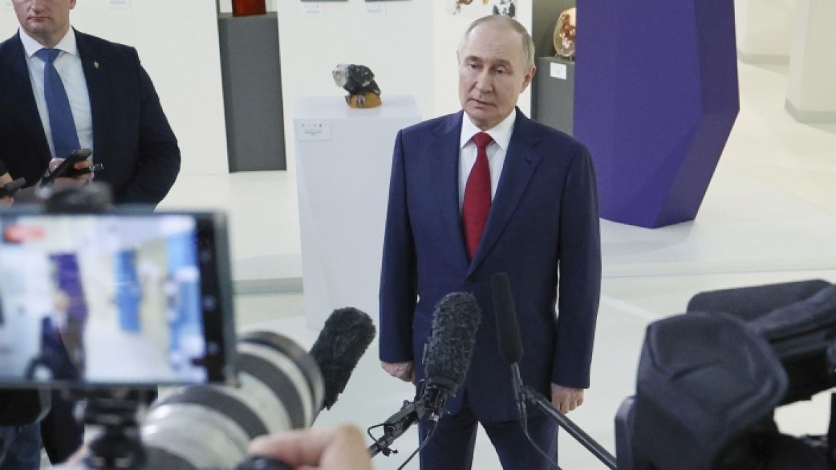 Wladimir Putin führt seit über drei Jahren Krieg gegen die Ukraine. Wladimir Putin führt seit über drei Jahren Krieg gegen die Ukraine. (Foto)