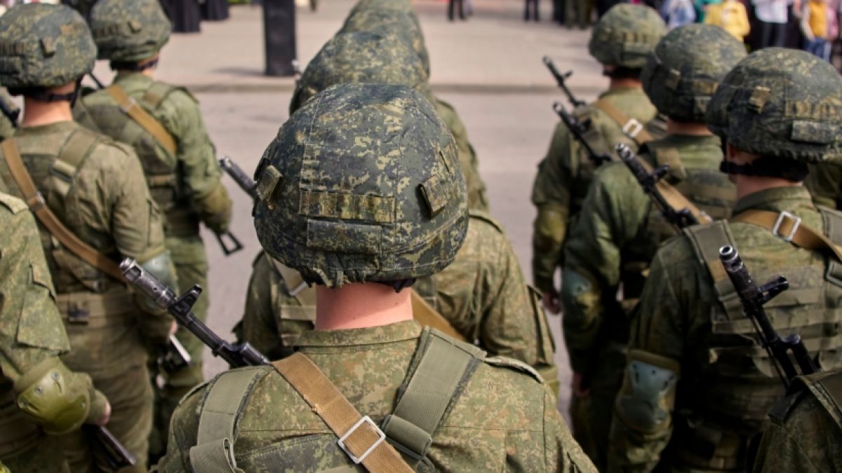 Ein russischer Kommandant soll befohlen haben, seinen eigenen Soldaten erschießen zu lassen (Symbolfoto). (Foto)