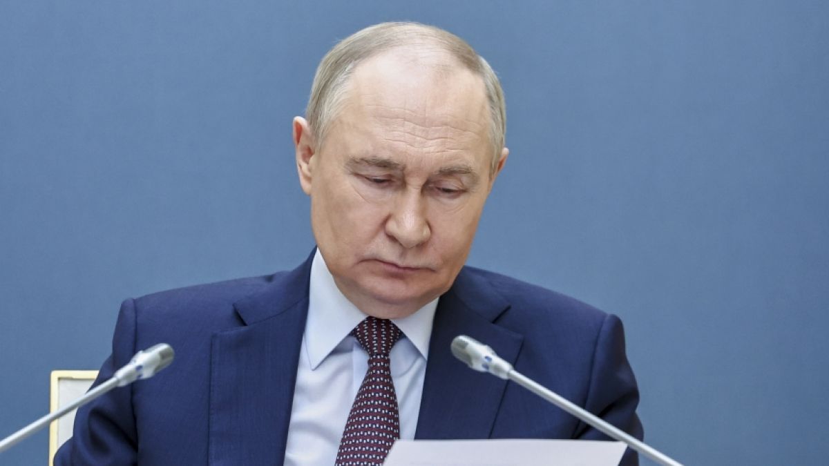 Wladimir Putin sorgte auch in dieser Woche wieder für Schlagzeilen. Wladimir Putin sorgte auch in dieser Woche wieder für Schlagzeilen. (Foto)