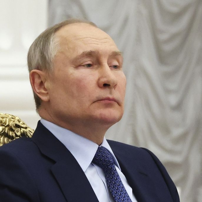 Kreml-Hubschrauber unter Beschuss - Putin 