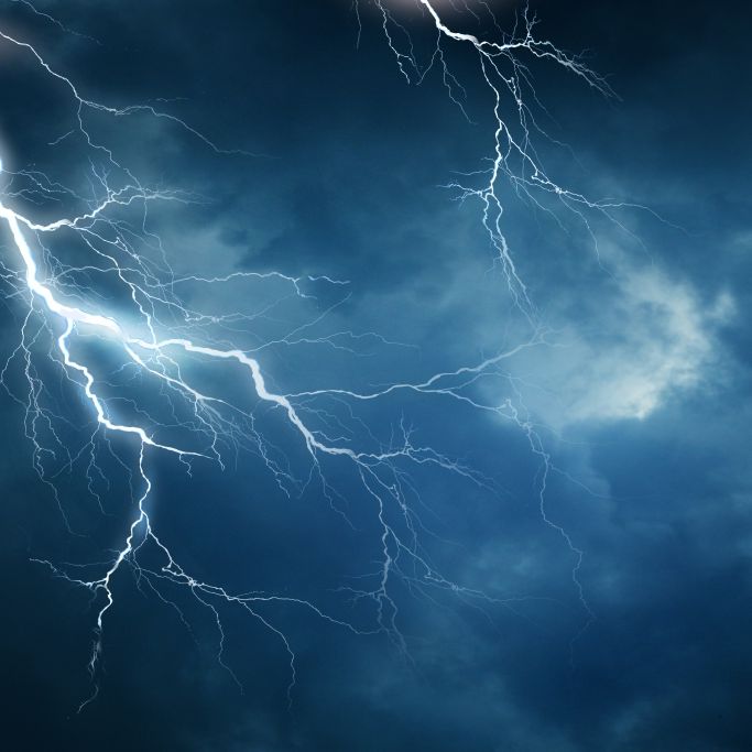 Explosives Wetter kurz vor Himmelfahrt - Gewitter, Starkregen und Tornados möglich