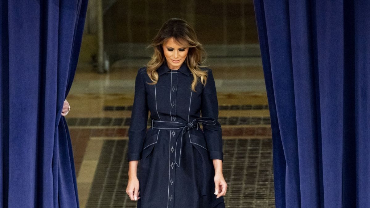 Melania Trump weist das Gerücht zurück, Sohn Barron habe sich in Harvrad beworben. Melania Trump weist das Gerücht zurück, Sohn Barron habe sich in Harvrad beworben. (Foto)