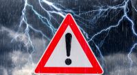 Der Deutsche Wetterdienst warnt am 01.06.2025 vor möglichen Unwettern in fast ganz Deutschland.
