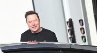 Elon Musk soll laut NYT als Regierungsberater regelmäßig Drogen konsumiert haben - auf Fragen antwortet der Tech-Milliardär ausweichend. 
