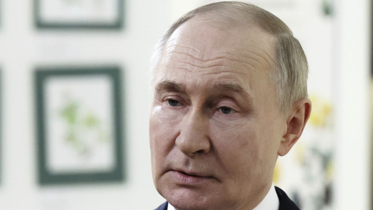 Ein Top-Propagandist von Wladimir Putin dreht im Fernsehen völlig durch und spricht vom Dritten Weltkrieg. Ein Top-Propagandist von Wladimir Putin dreht im Fernsehen völlig durch und spricht vom Dritten Weltkrieg. (Foto)