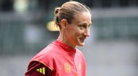 Ann-Katrin Berger ist deutsche Nationaltorhüterin und besiegte bereits zweimal den Krebs.
