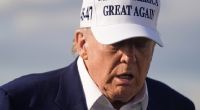 Ein Wetterexperte hat Donald Trump (Foto) mitten in einer Live-Sendung attackiert.