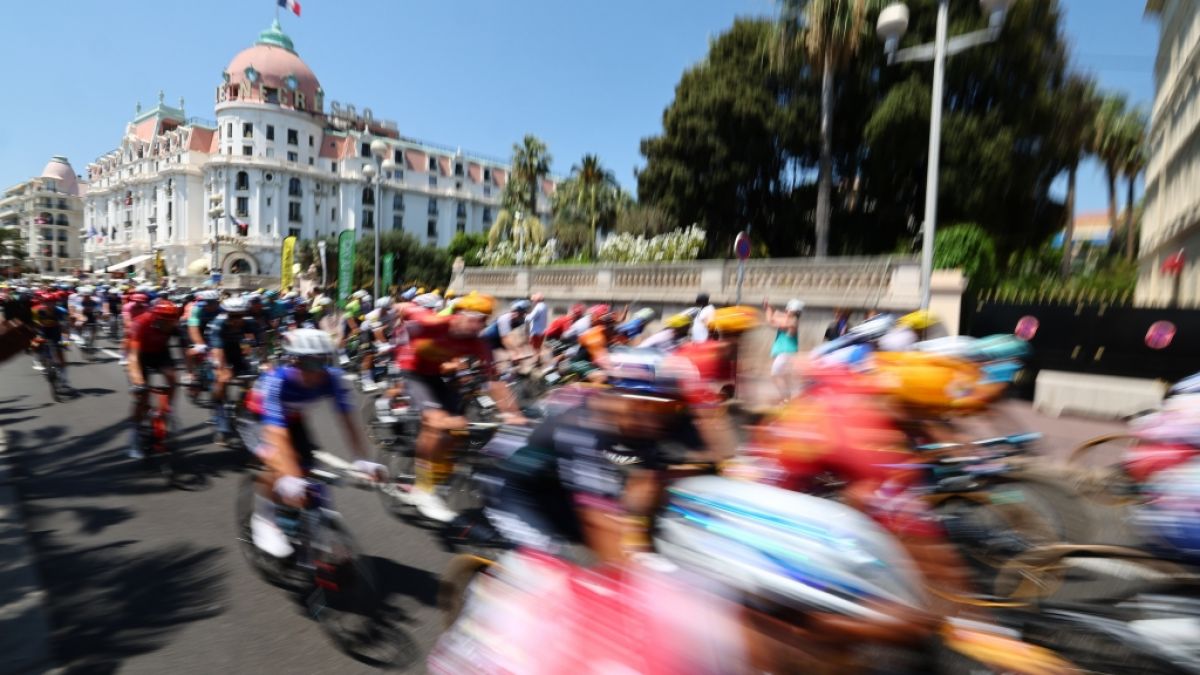 Toilettenpausen bei der Tour de France sollten gut geplant werden. Toilettenpausen bei der Tour de France sollten gut geplant werden. (Foto)