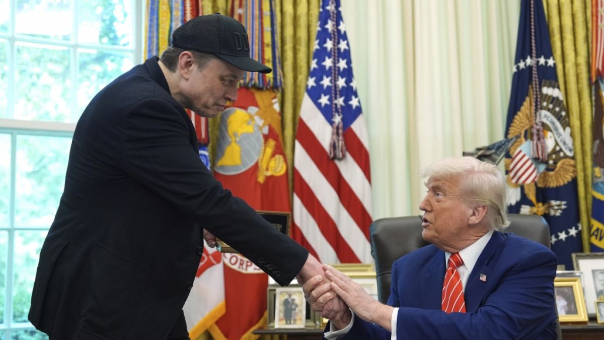 Donald Trump verabschiedete Elon Musk aus dem Weißen Haus. Donald Trump verabschiedete Elon Musk aus dem Weißen Haus. (Foto)