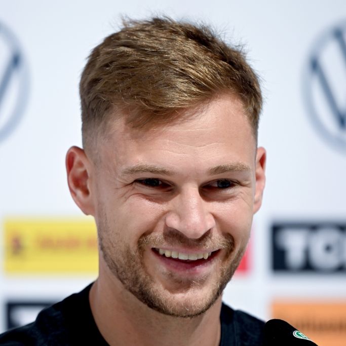 So lebt der aktuelle Kapitän des DFB-Teams mit Frau und Kindern