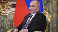 Nachdem Wladimir Putin bei Drohnenangriffen auf vier Militärflughäfen enorme Verluste einfahren musste, geriet nun auch der Westen ins Visier der Kremls. Sie geben Großbritannien eine Mitschuld.