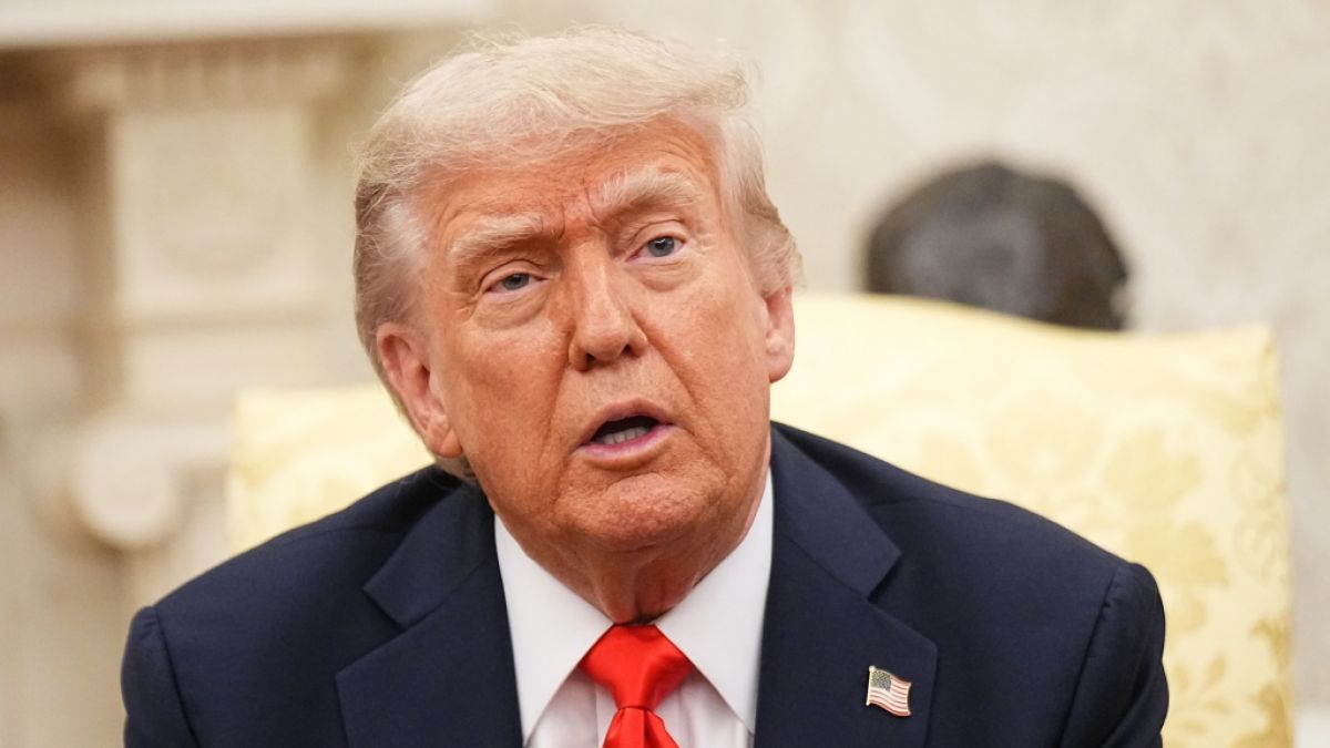 Donald Trump soll laut Elon Musk in zweifelhafter Verbindung zu den Epstein-Akten stehen. Ein ehemaliger Anwalt entlastet ihn. (Foto)