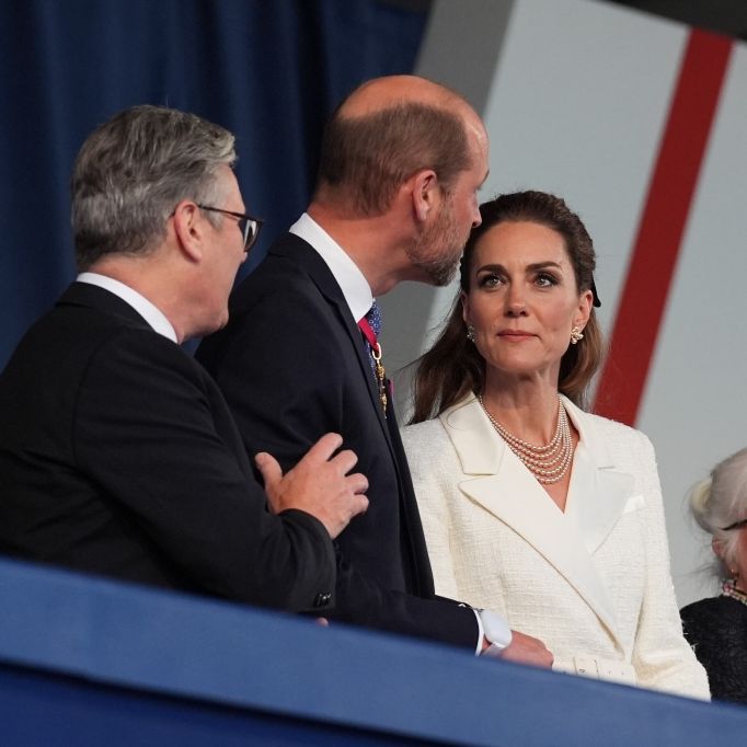 Briten-Thronfolger amüsiert sich jetzt mit dieser trinkfesten Lady
