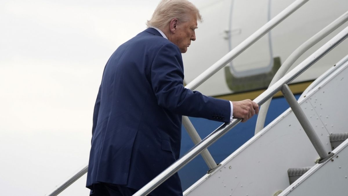 Nachdem Donald Trump unentwegt über seinen gebrechlichen Amtsvorgänger Joe Biden spottete, wendet sich nun das Blatt. (Foto)