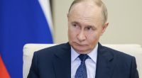 Wladimir Putin ist die sinkende Geburtenrate in Russland ein Dorn im Auge - ein russischer Abgeordneter fordert nun harsche Verbote für kinderlose Paare.