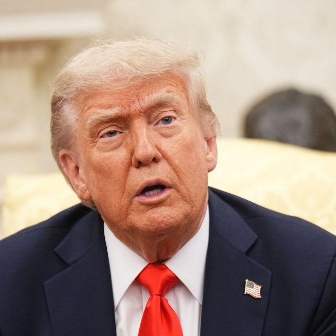 Merkwürdige Beule in Hose soll Diagnose belegen - hat der US-Präsident Demenz? 
