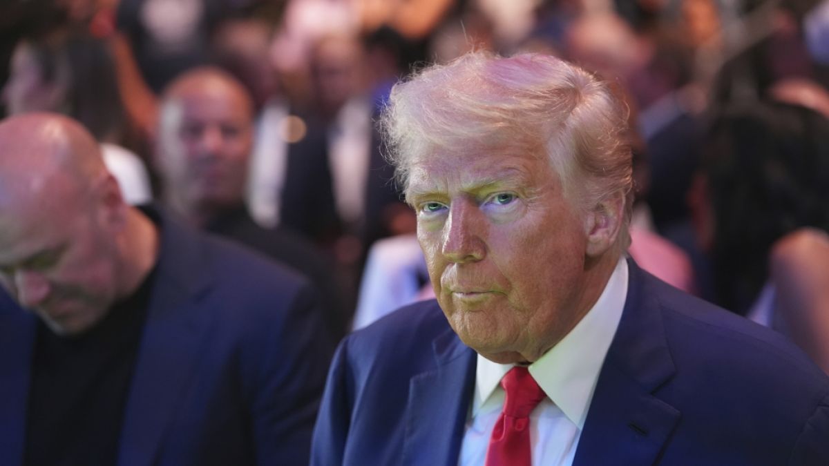 Donald Trump hat Enthüllungen eines Insiders aus dem Weißen Haus selbst engste Vertraute gegen sich aufgebracht und Zweifel an seiner Eignung für das Amt des US-Präsidenten befeuert. (Foto)