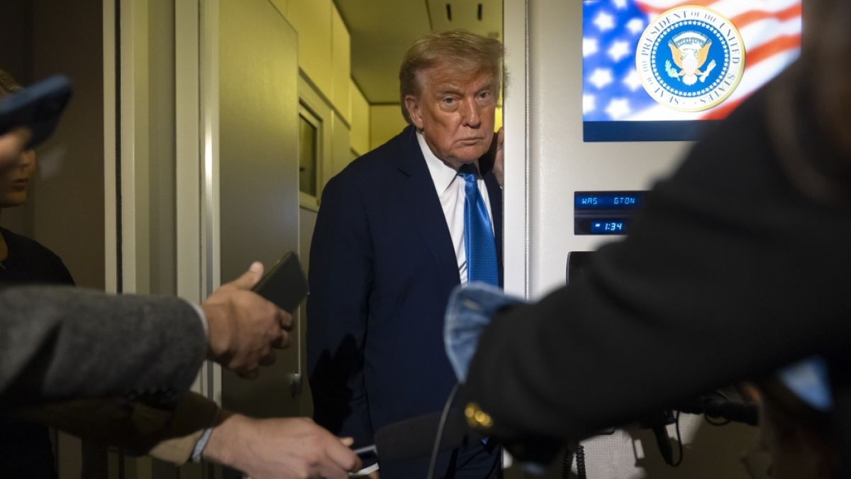 Donald Trump: Iran-Konflikt entfacht Kritik aus eigenem Lager - Republikaner warnen vor Weltkrieg und Machtverlust.  (Foto)