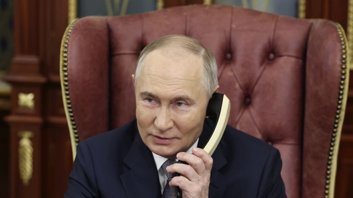 Wladimir Putin zeigt sich unbeeindruckt von NATO-Aufrüstung und dementiert Angriffspläne. Wladimir Putin zeigt sich unbeeindruckt von NATO-Aufrüstung und dementiert Angriffspläne. (Foto)