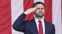 J.D. Vance ist in Rekordzeit rausgeflogen.