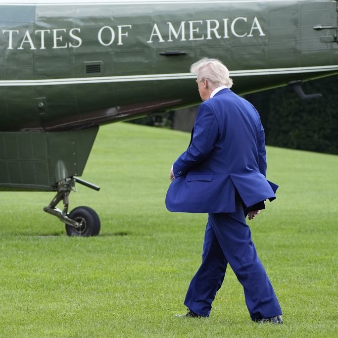 US-Präsident warnte Reporter erst, dann verschwand er rasant