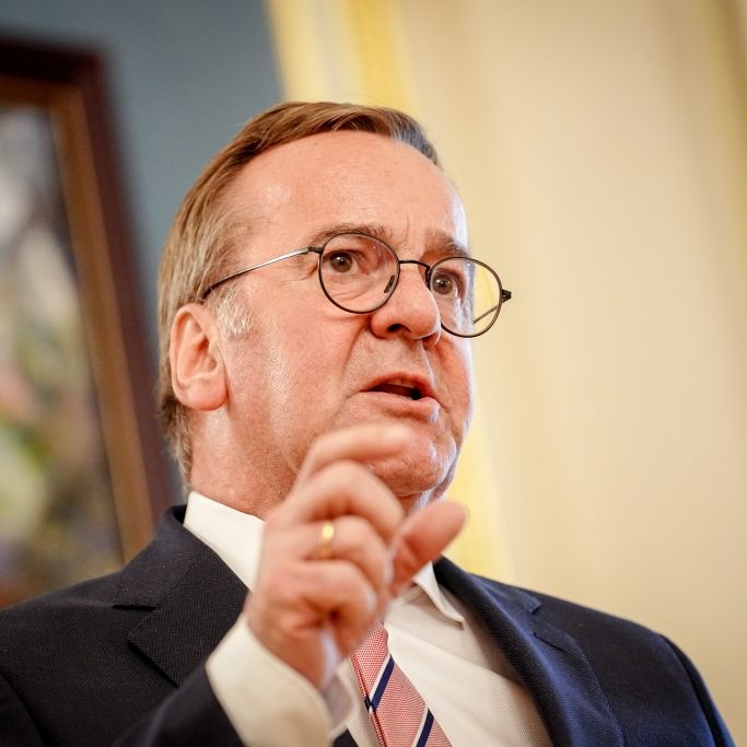 Verteidigungsminister fällt unerwartetes Urteil zu Donald Trumps Iran-Schlag