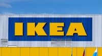 Möbel-Riese Ikea will nun in den Balkonkraftwerk-Markt einsteigen - mit einem ziemlich cleveren System.