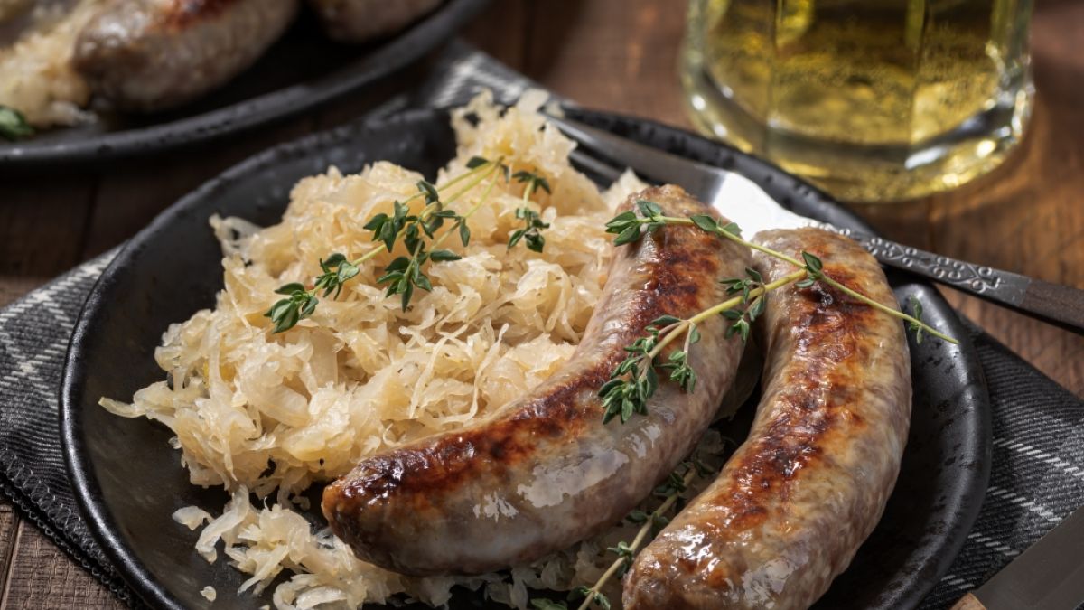 Bei Rewe, Edeka, Kaufland, Penny und Co. wird im Juni 2025 ein beliebtes Fertiggericht zurückgerufen, das potenziell krebserregende Stoffe enthält (Symbolfoto). Bei Rewe, Edeka, Kaufland, Penny und Co. wird im Juni 2025 ein beliebtes Fertiggericht zurückgerufen, das potenziell krebserregende Stoffe enthält (Symbolfoto). (Foto)