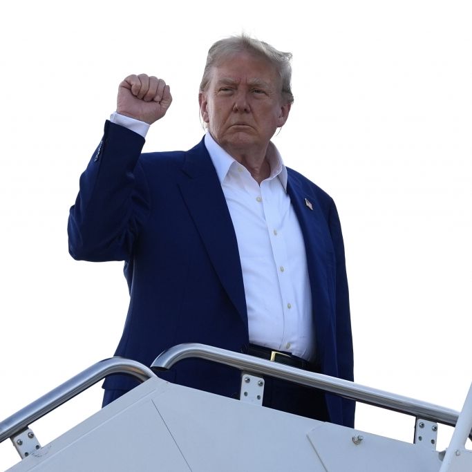 Verwirrt und am Stammeln - US-Präsident mit bizarrer Nato-Aussage