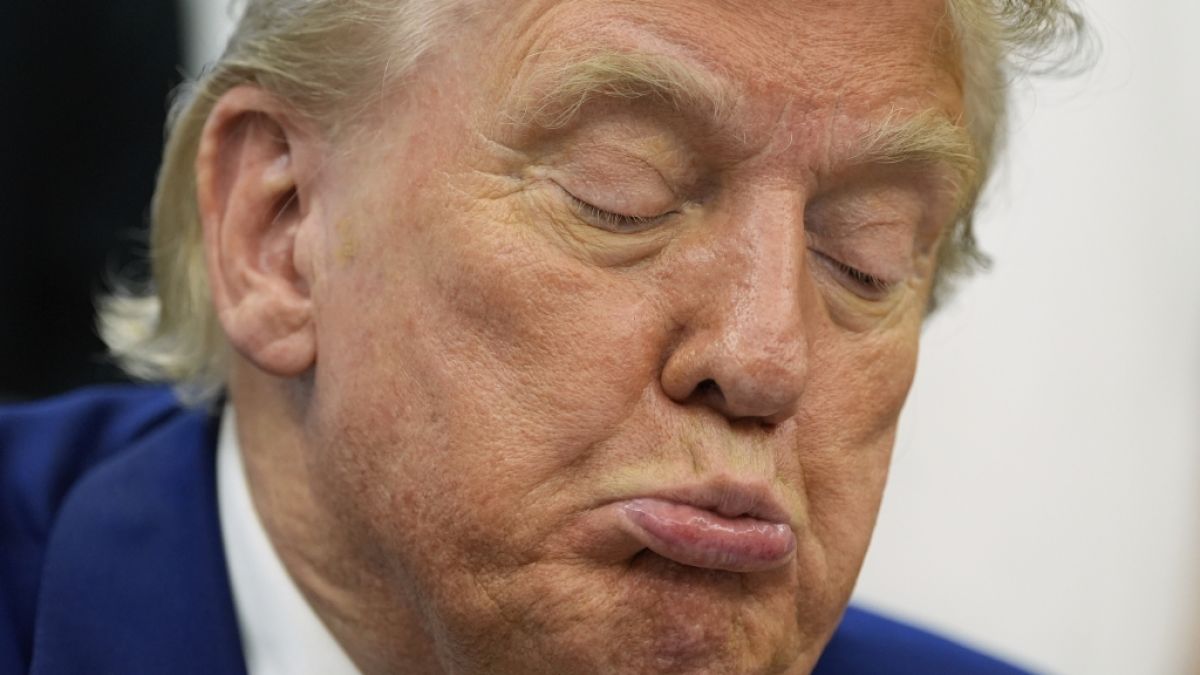 Einer Analystin zufolge könnte der immer stärker werdende Druck aus seiner Kernwählerschaft der Grund für Donald Trumps Kurs im Nahost-Konflikt sein. (Foto)