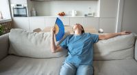 Fächer, Ventilator und Co. helfen nicht mehr? Wir zeigen, wie Sie Ihre Wohnung ordentlich abkühlen.