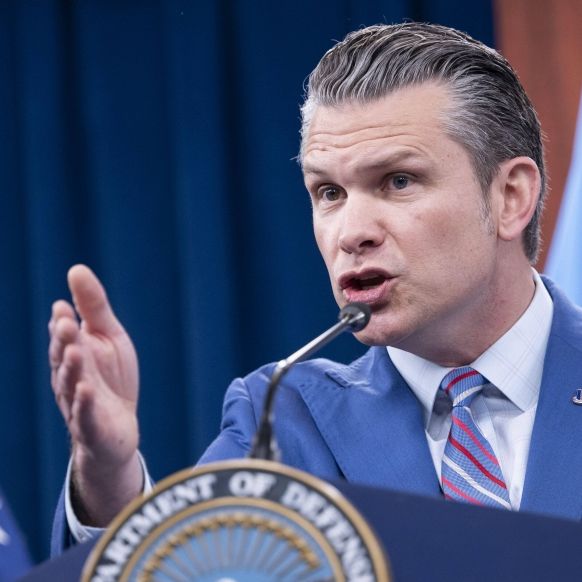 Trump-Vertrauter verliert komplett die Beherrschung