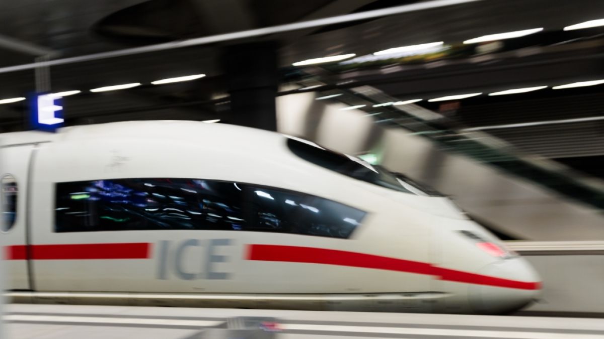 Die Warnung aus Gewerkschaftskreisen ist unmissverständlich: Bahnkunden könnten sich, sollte die Regierung nicht zügig gegensteuern, bald auf explodierende Ticketpreise einstellen müssen. Die Warnung aus Gewerkschaftskreisen ist unmissverständlich: Bahnkunden könnten sich, sollte die Regierung nicht zügig gegensteuern, bald auf explodierende Ticketpreise einstellen müssen. (Foto)