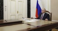 Wladimir Putin verlangt von seinen Truppen einen Krieg an zwei Fronten.