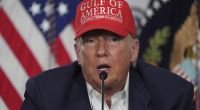 Donald Trump schwärmt von der rassistischen Influencerin Laura Loomer.