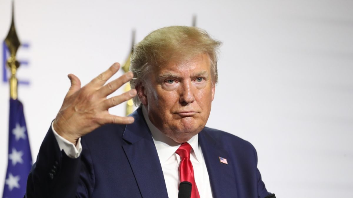 Donald Trump: MAGA droht das politische Aus - wegen einem Versäumnis im Gesetzesentwurf. Donald Trump: MAGA droht das politische Aus - wegen einem Versäumnis im Gesetzesentwurf. (Foto)