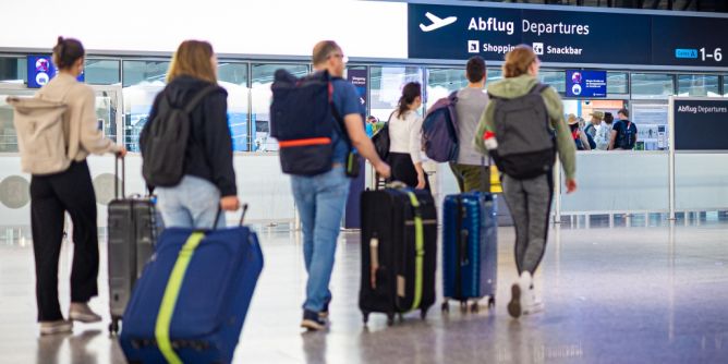 Flugbegleiterin verrät