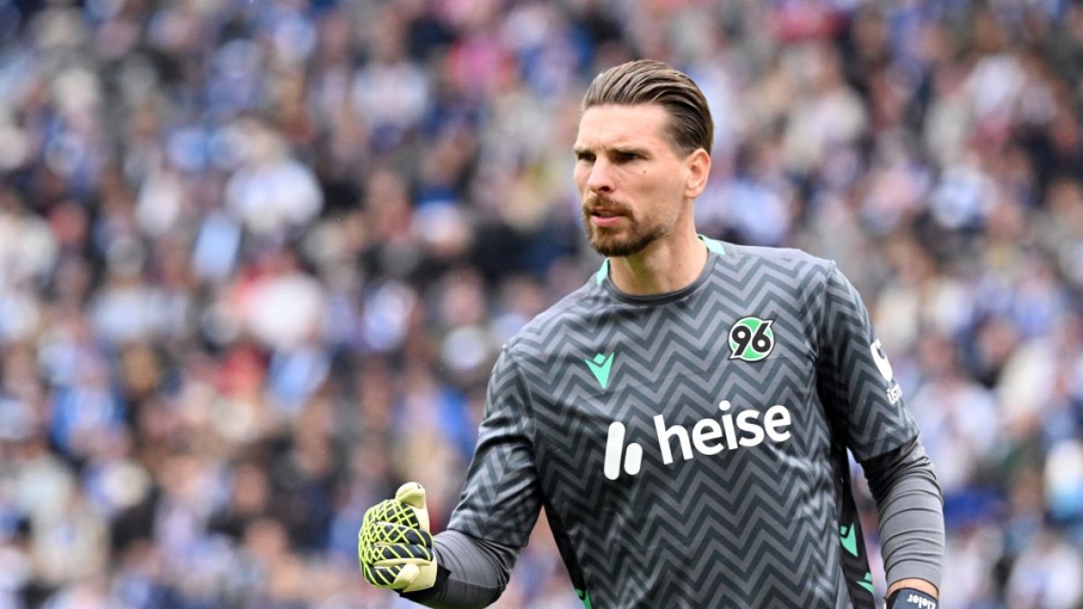 Torhüter Ron-Robert Zieler spielt in der kommenden Saison beim 1. FC Köln. Torhüter Ron-Robert Zieler spielt in der kommenden Saison beim 1. FC Köln. (Foto)